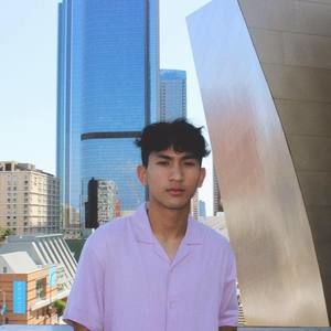 Meet your Posher, Aaron